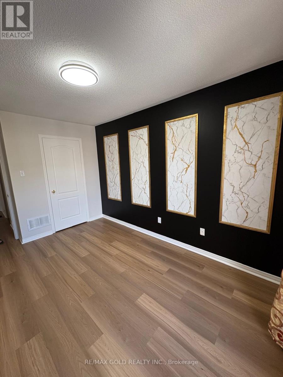 10 IRENE CRESCENT, Brampton (Fletcher's Meadow) — photo 10