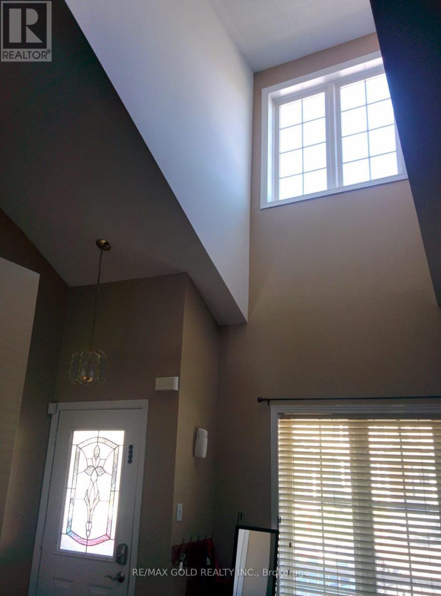 10 Irene Crescent — photo 15
