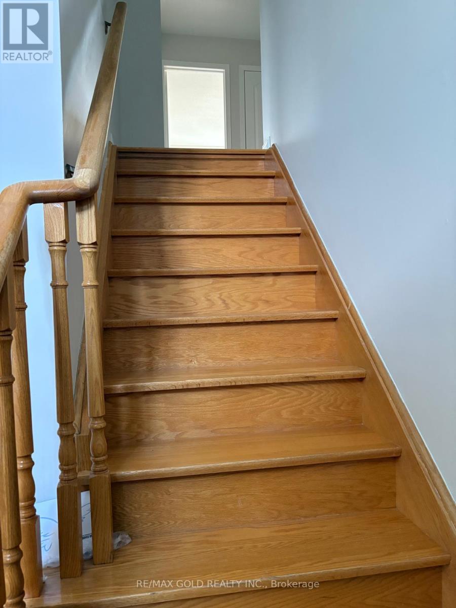 10 IRENE CRESCENT, Brampton (Fletcher's Meadow) — photo 7