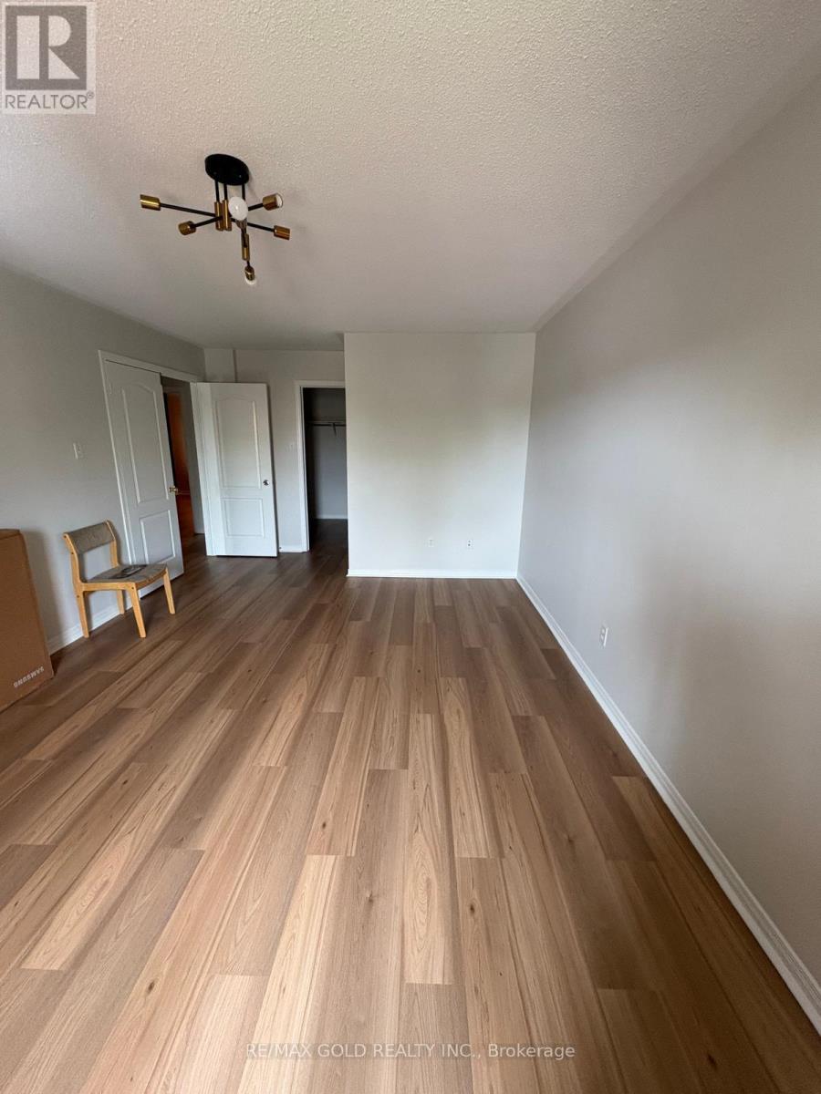 10 IRENE CRESCENT, Brampton (Fletcher's Meadow) — photo 8