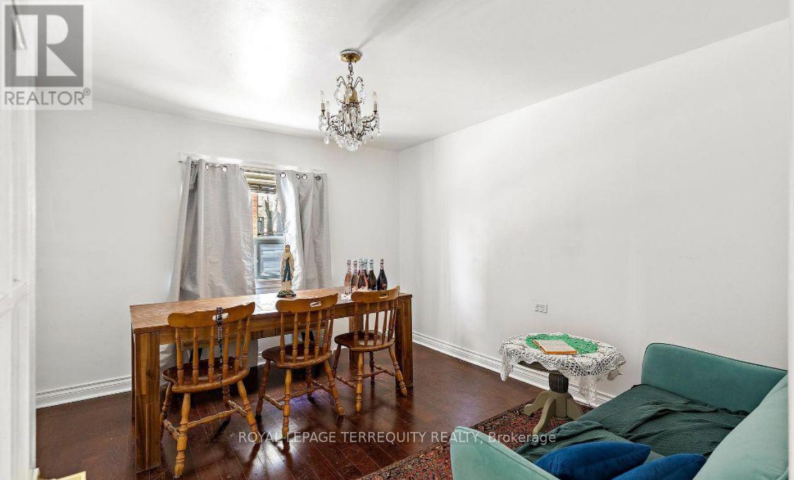 1052 GLENGROVE AVENUE, Toronto (Yorkdale-Glen Park) — photo 3
