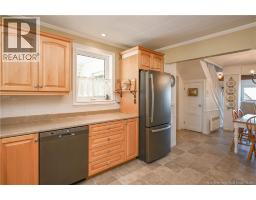 245 Saint-pierre E Boulevard, Caraquet, NB E1W1B1 Photo 22