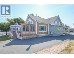 245 Saint-pierre E Boulevard, Caraquet, NB E1W1B1 Photo 16