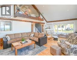 245 Saint-pierre E Boulevard, Caraquet, NB E1W1B1 Photo 27