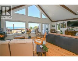 245 Saint-pierre E Boulevard, Caraquet, NB E1W1B1 Photo 30