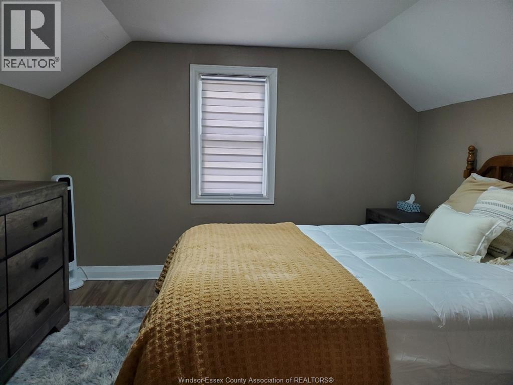 25 ST CLAIR STREET - 22