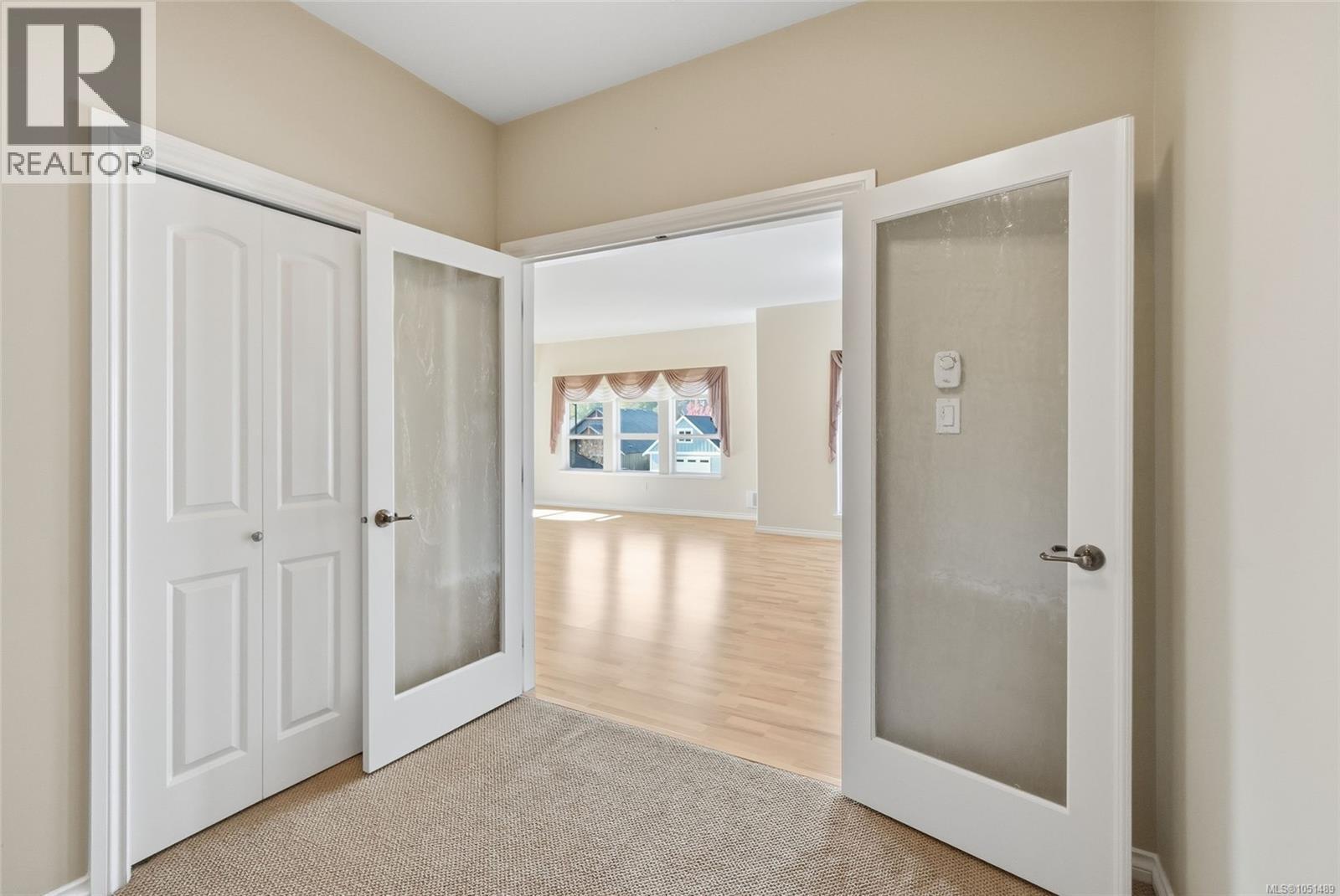 #211 399 Wembley Rd - 19