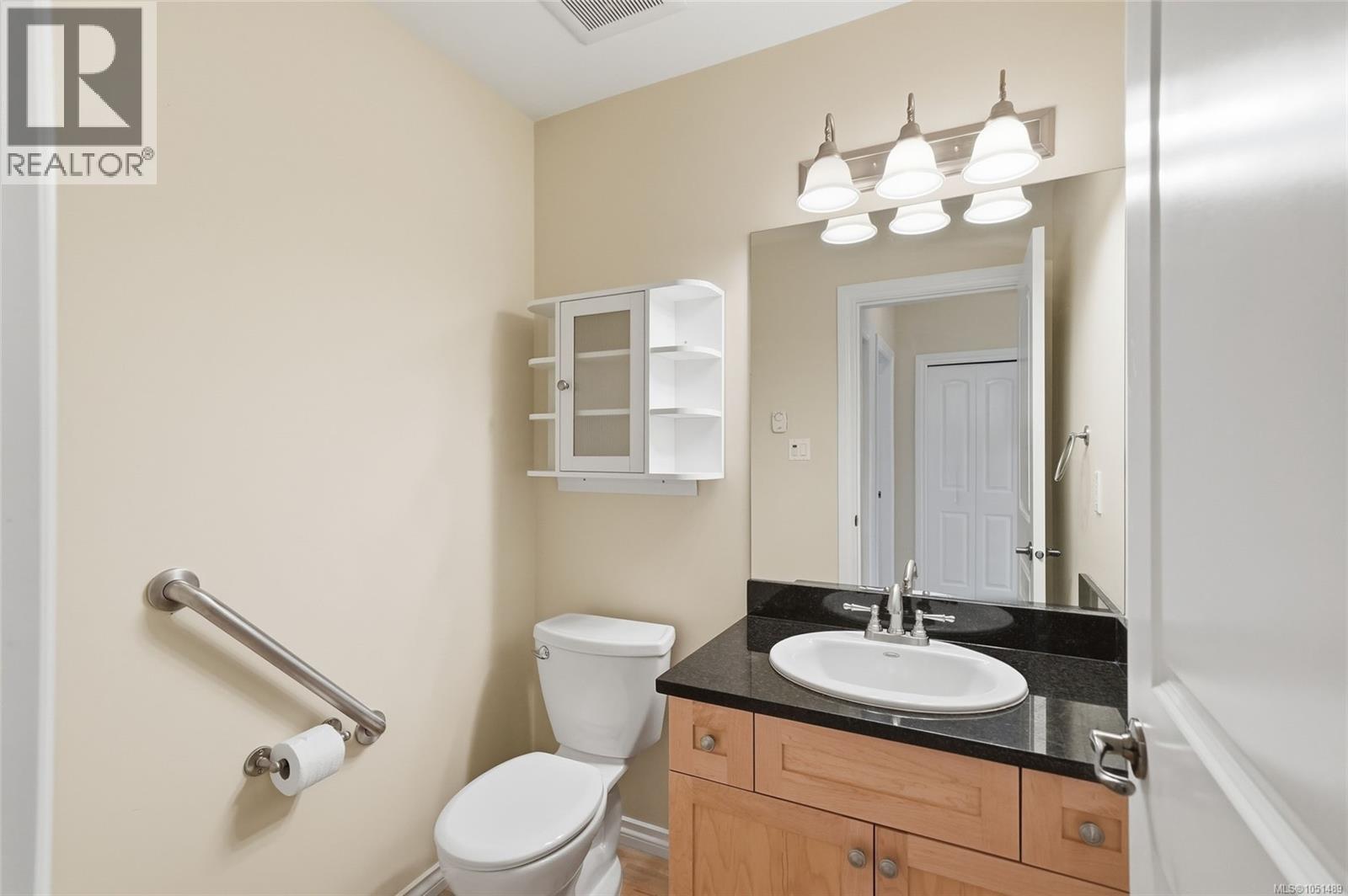 #211 399 Wembley Rd - 25