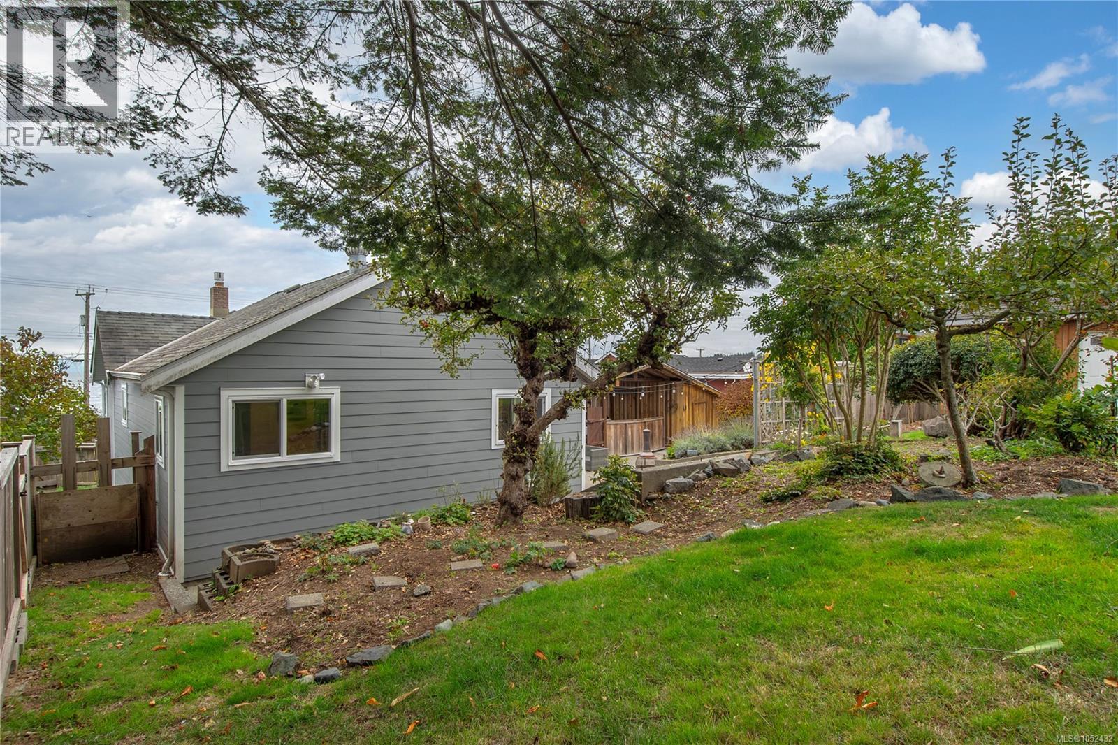 2978 South Island Hwy - 53