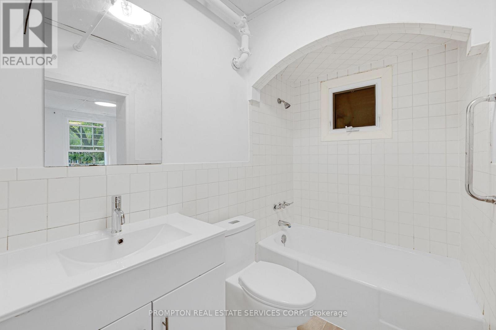 6 KELSO STREET - 27
