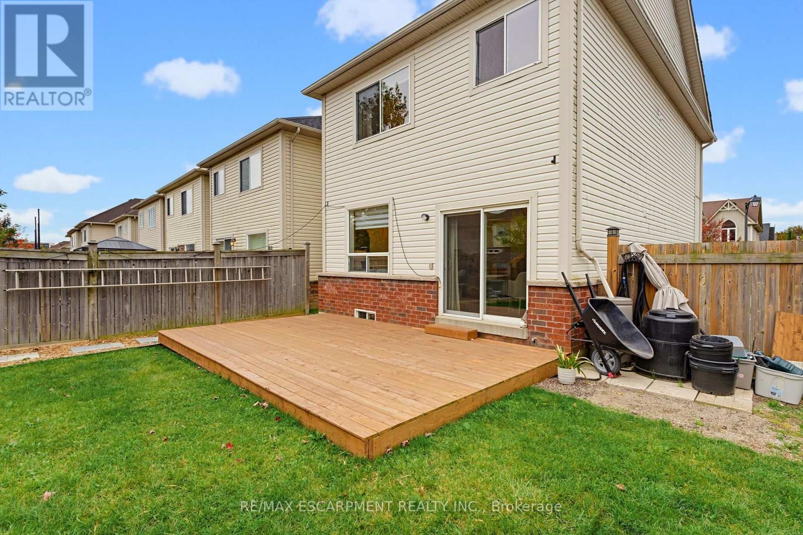 63 Golden Iris Crescent, Hamilton, ON photo 16