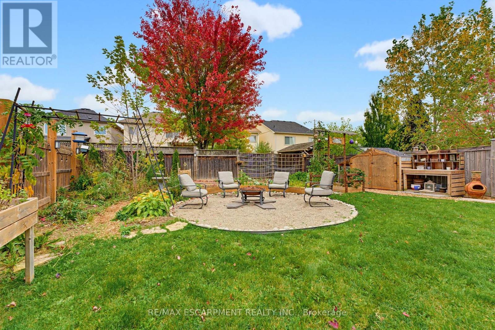 63 Golden Iris Crescent, Hamilton, ON photo 17