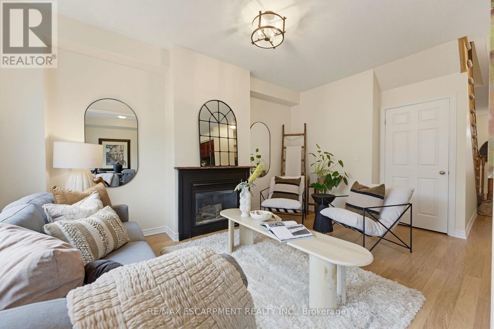 63 GOLDEN IRIS CRESCENT - 6