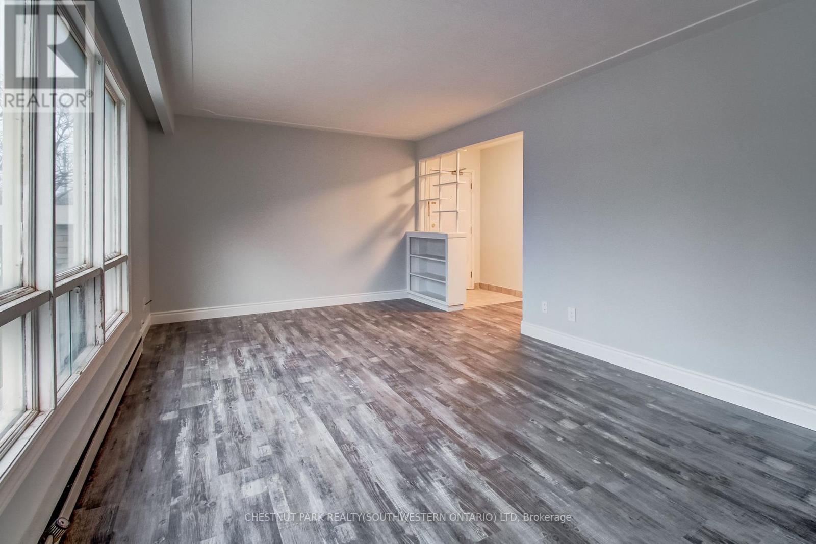 105 Dixon Street, Kitchener, ON photo 13