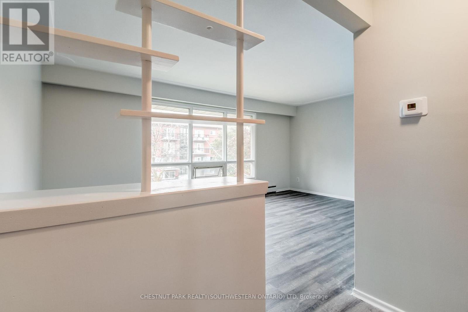 105 Dixon Street, Kitchener, ON photo 20