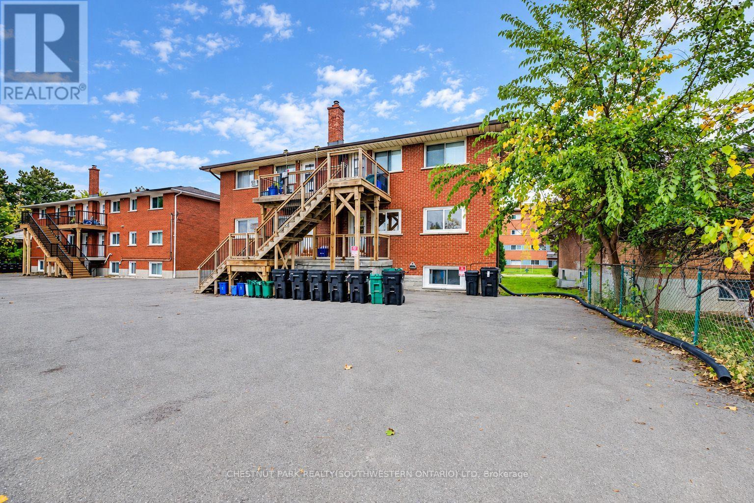 105 Dixon Street, Kitchener, ON photo 46