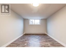105 Dixon Street, Kitchener, ON N2G3E8 Photo 36