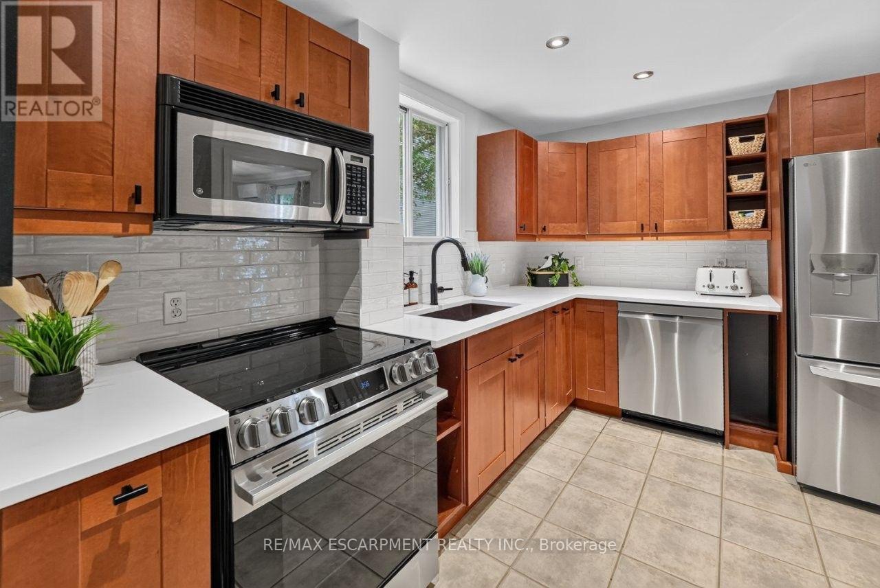 173 MAIN STREET W, Grimsby (Grimsby West) — photo 8