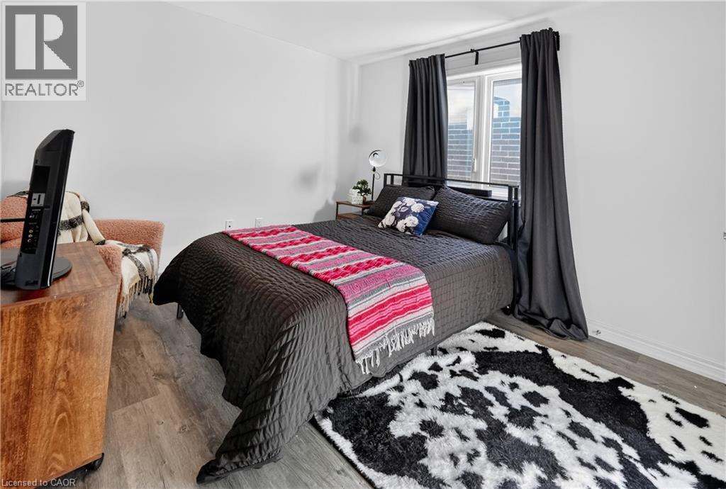 4069 BROCK Street - 20