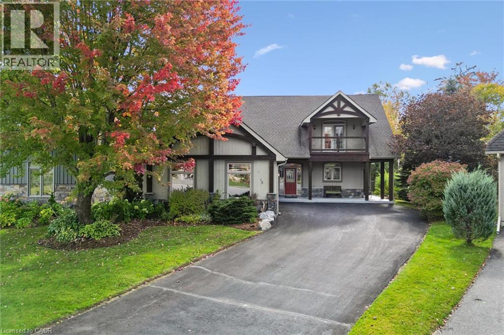 15 Breakwater Court