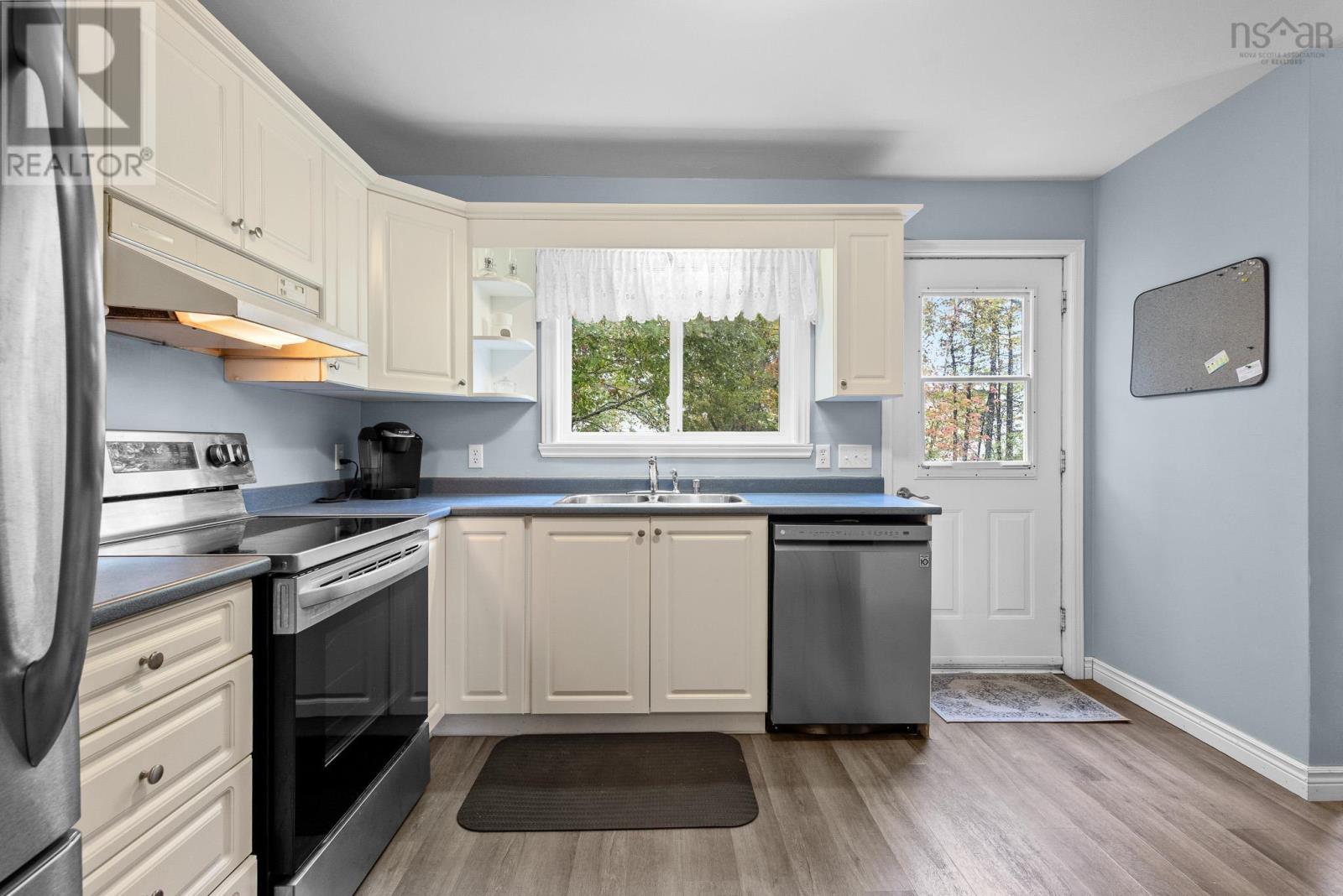 5 Ancona Place - 3