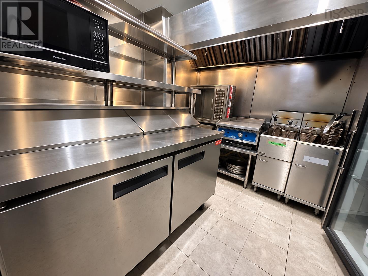 1358 BIRMINGHAM photo 2