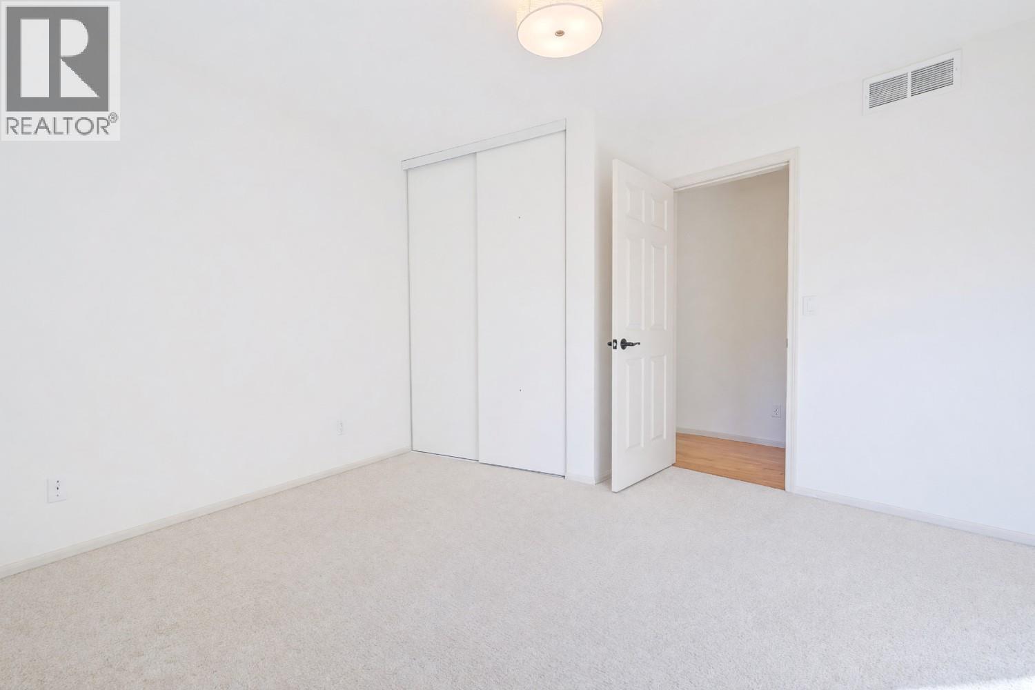 #203 102 Forestbrook Place - 36