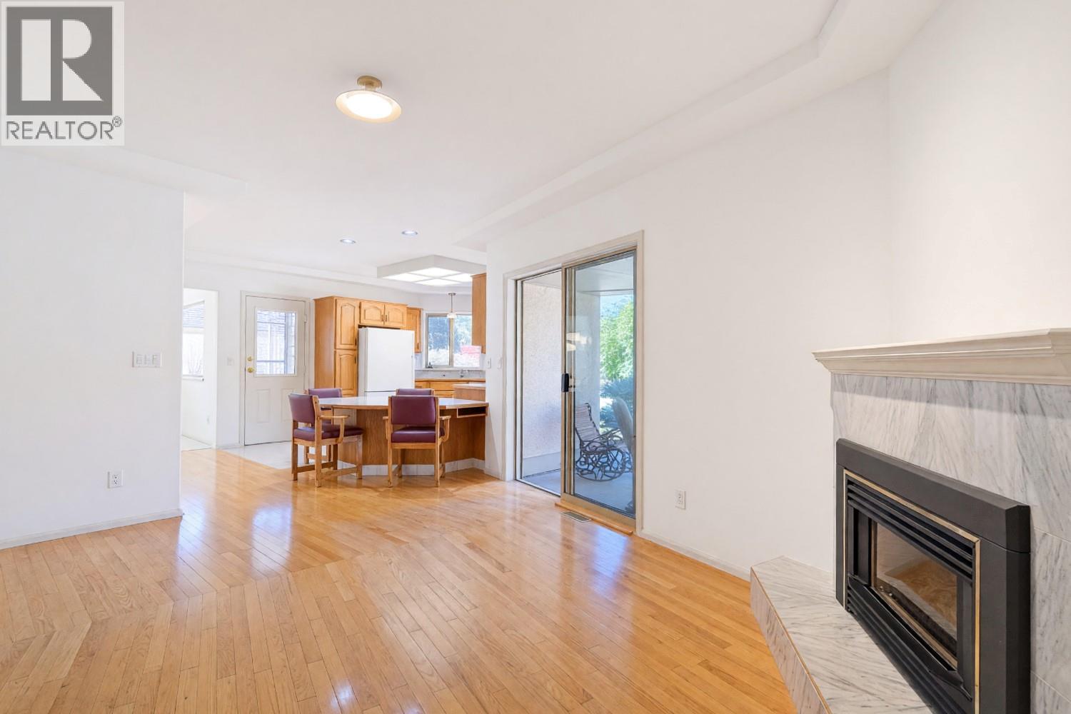 #203 102 Forestbrook Place - 25