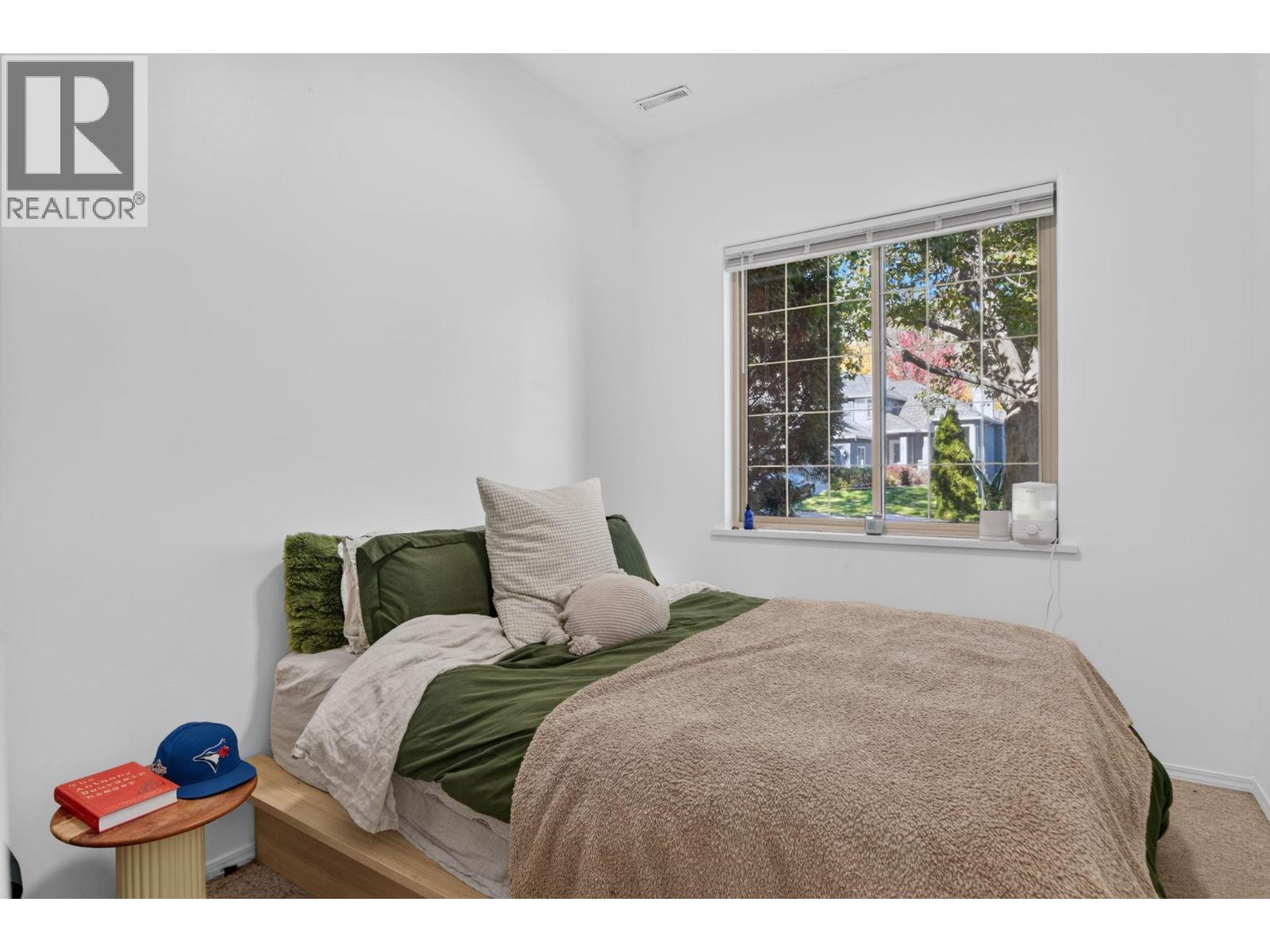 1759 Spruceglen Drive - 48