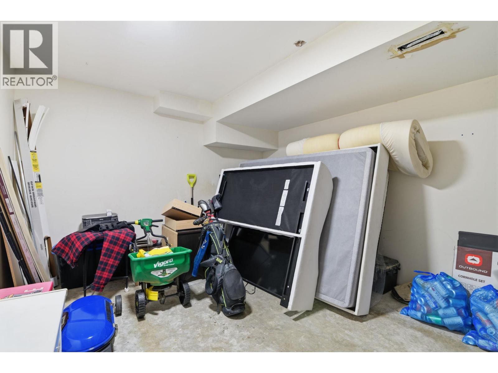 1759 Spruceglen Drive - 52