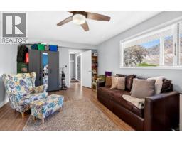 Dining nook - 6555 Chukar Drive, Kamloops, BC V2C4T9 Photo 8