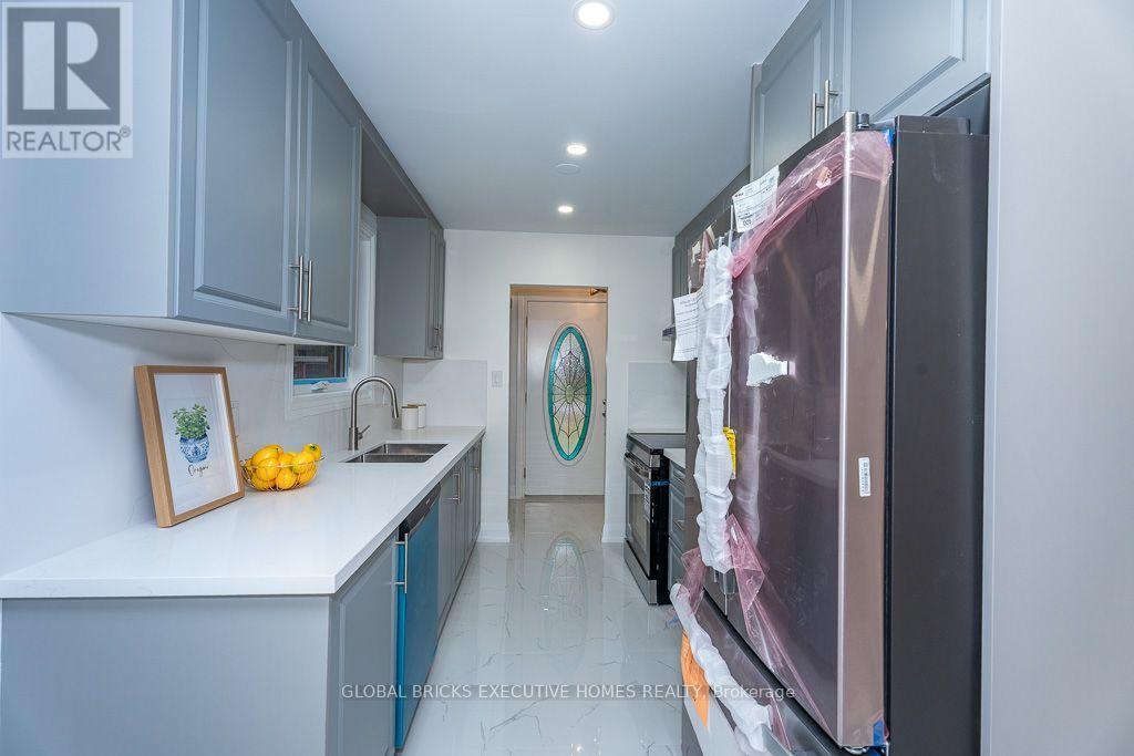 4 Virgilwood Crescent — photo 21