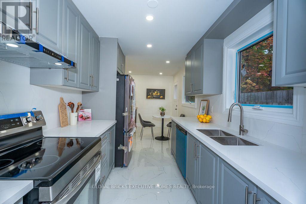 4 Virgilwood Crescent — photo 22