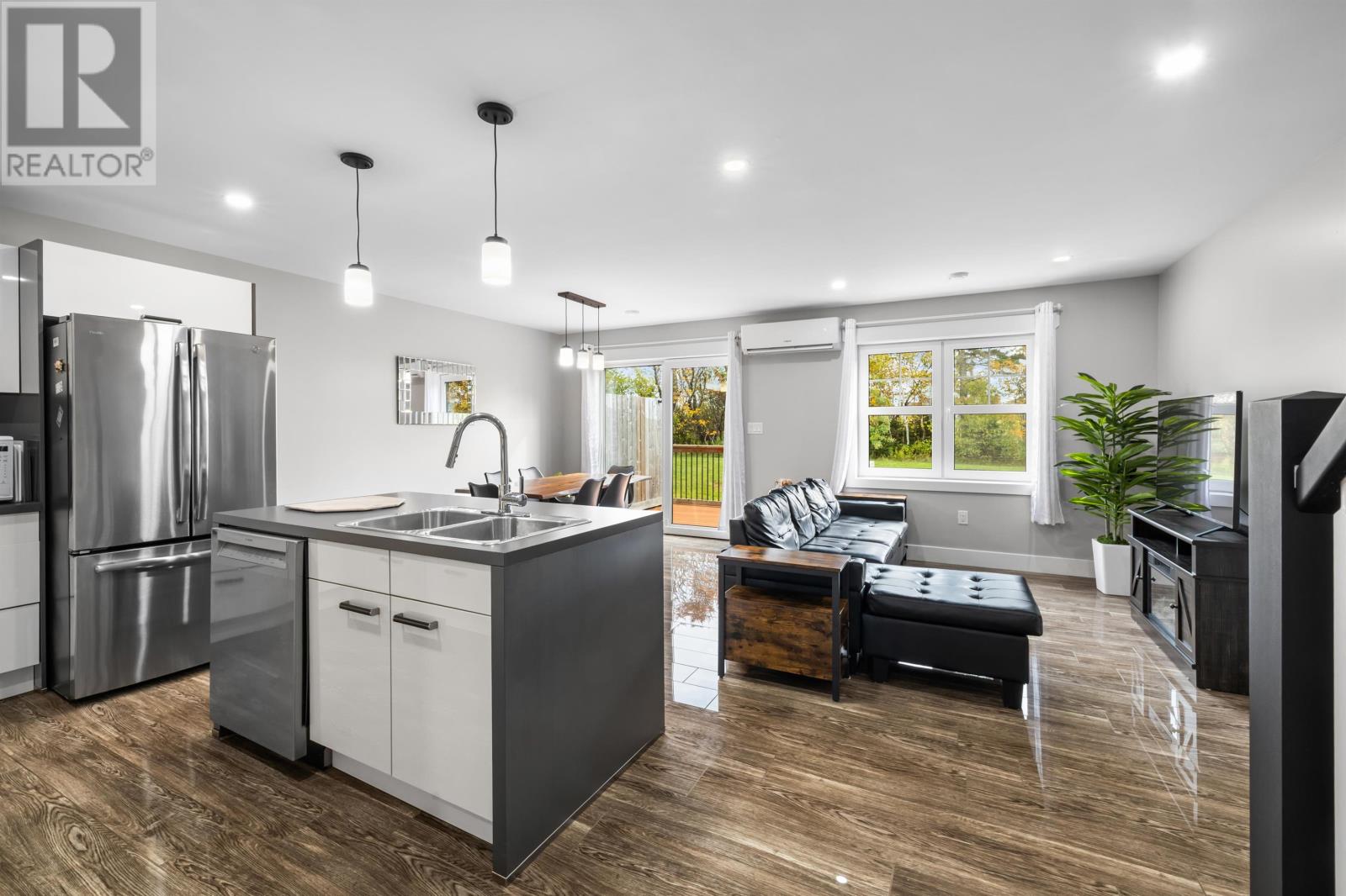 86 Enderis Lane - 2