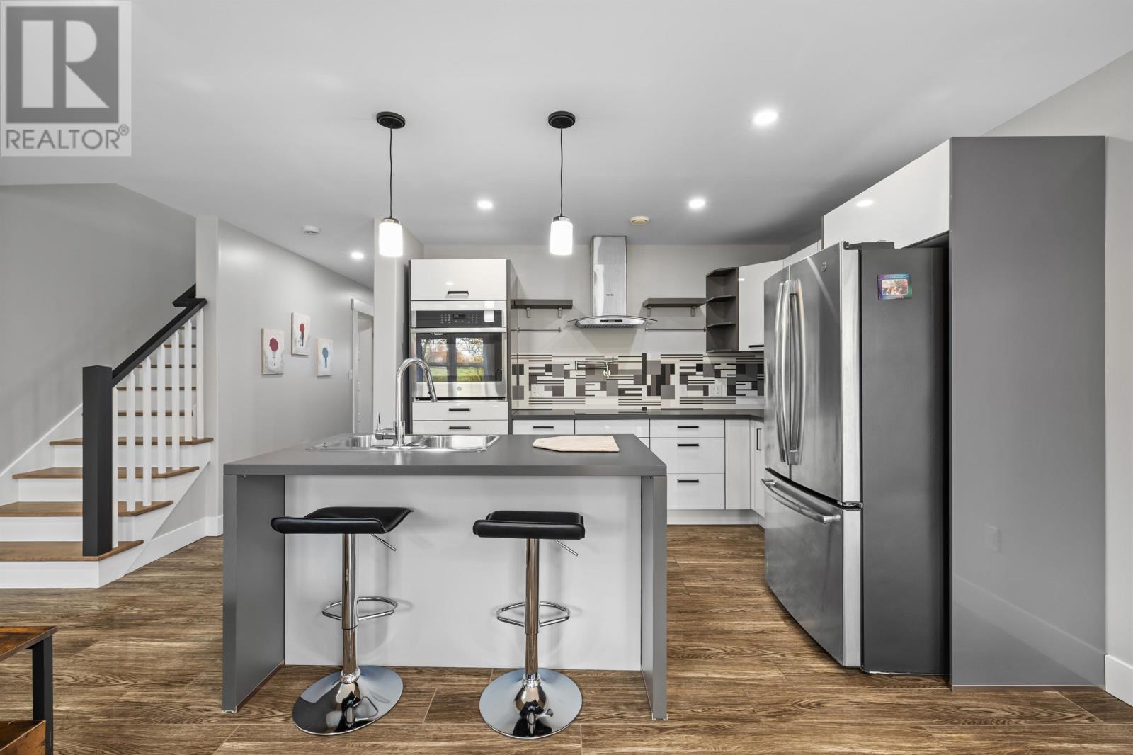 86 Enderis Lane - 8