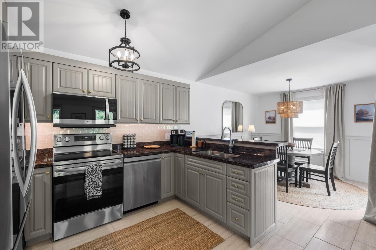 #38 102 Schoolhouse Lane - 21