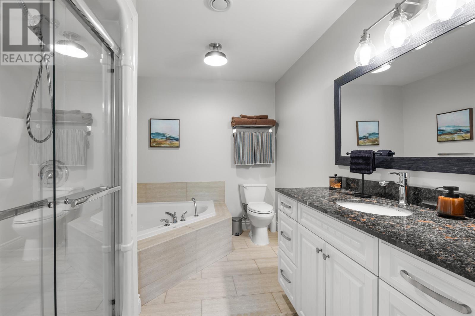 #38 102 Schoolhouse Lane - 27