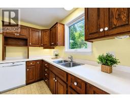 Family room - 165 Mcgarry Drive, Kitchener, ON N2N1A8 Photo 12