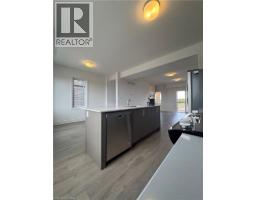 2pc Bathroom - 14 Balladry Boulevard, Stratford, ON N5A0L5 Photo 6