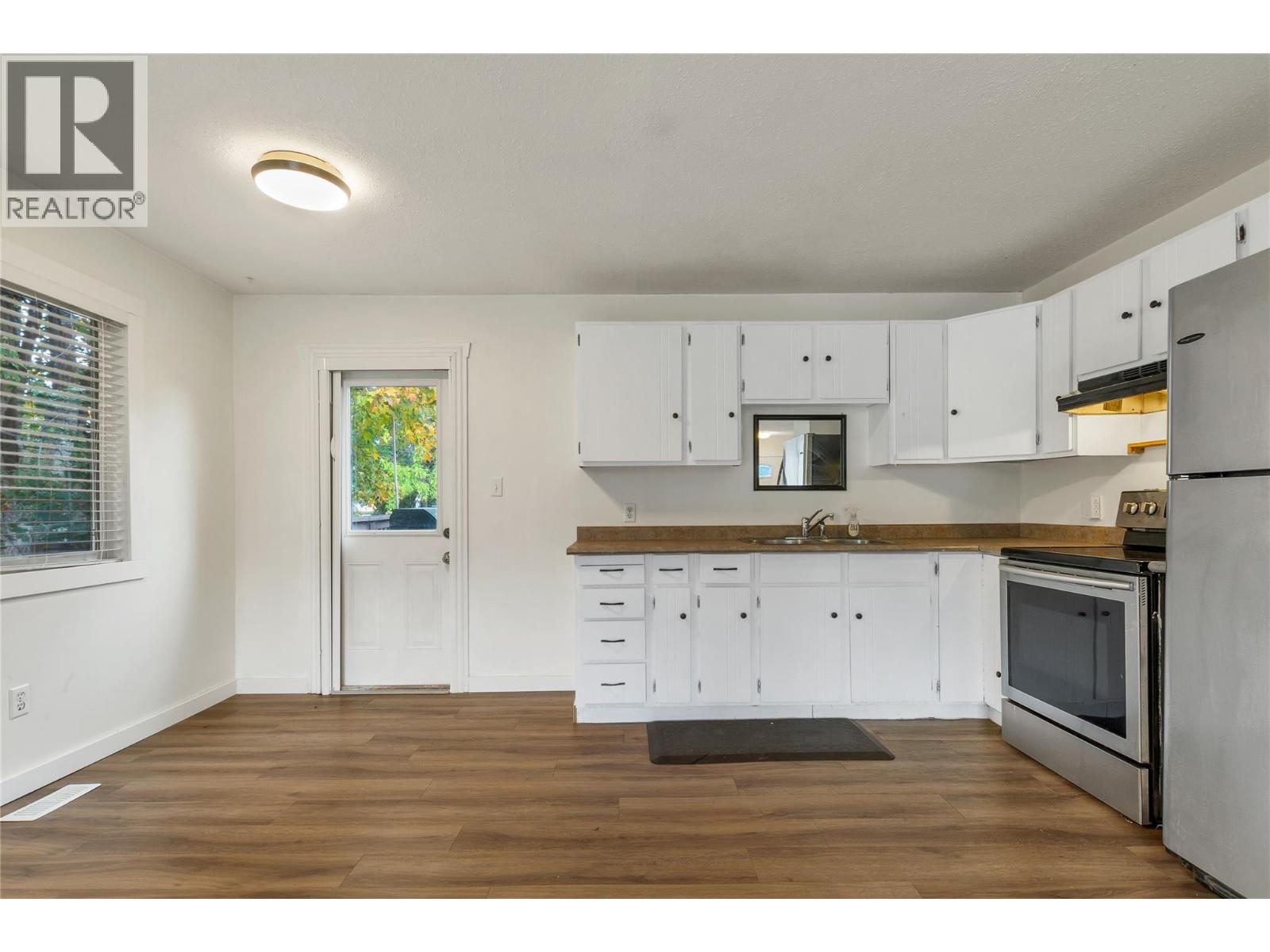 3815 Okanagan Avenue, Vernon