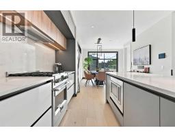 5pc Bathroom - 1504 4 Street Ne, Calgary, AB T2E1E7 Photo 13