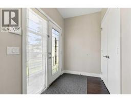 2208 32 Street SW - photo 2
