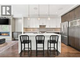 2208 32 Street SW - photo 4