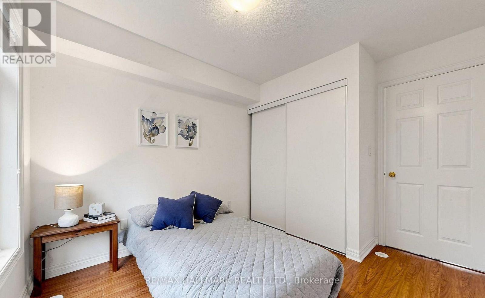 870 Jane Street — photo 16