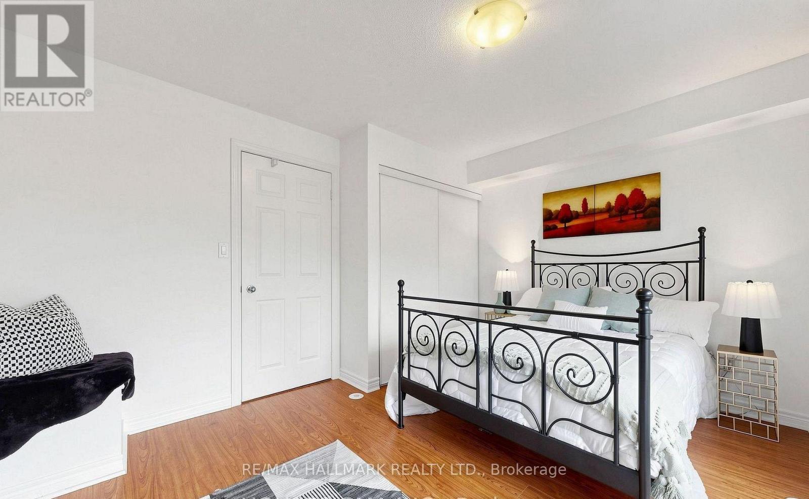 870 Jane Street — photo 15
