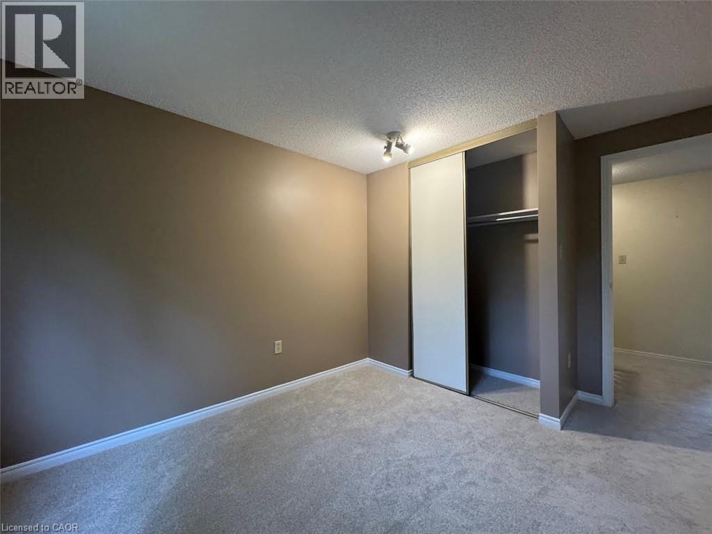 20 PAULANDER Drive Unit# 23, Kitchener — photo 3