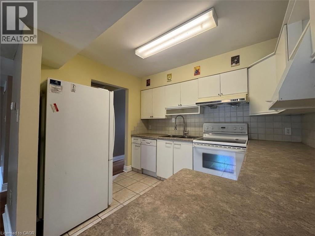 20 PAULANDER Drive Unit# 23, Kitchener — photo 6