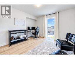 680 Benninger Drive, Kitchener, ON N2E0J4 Photo 13
