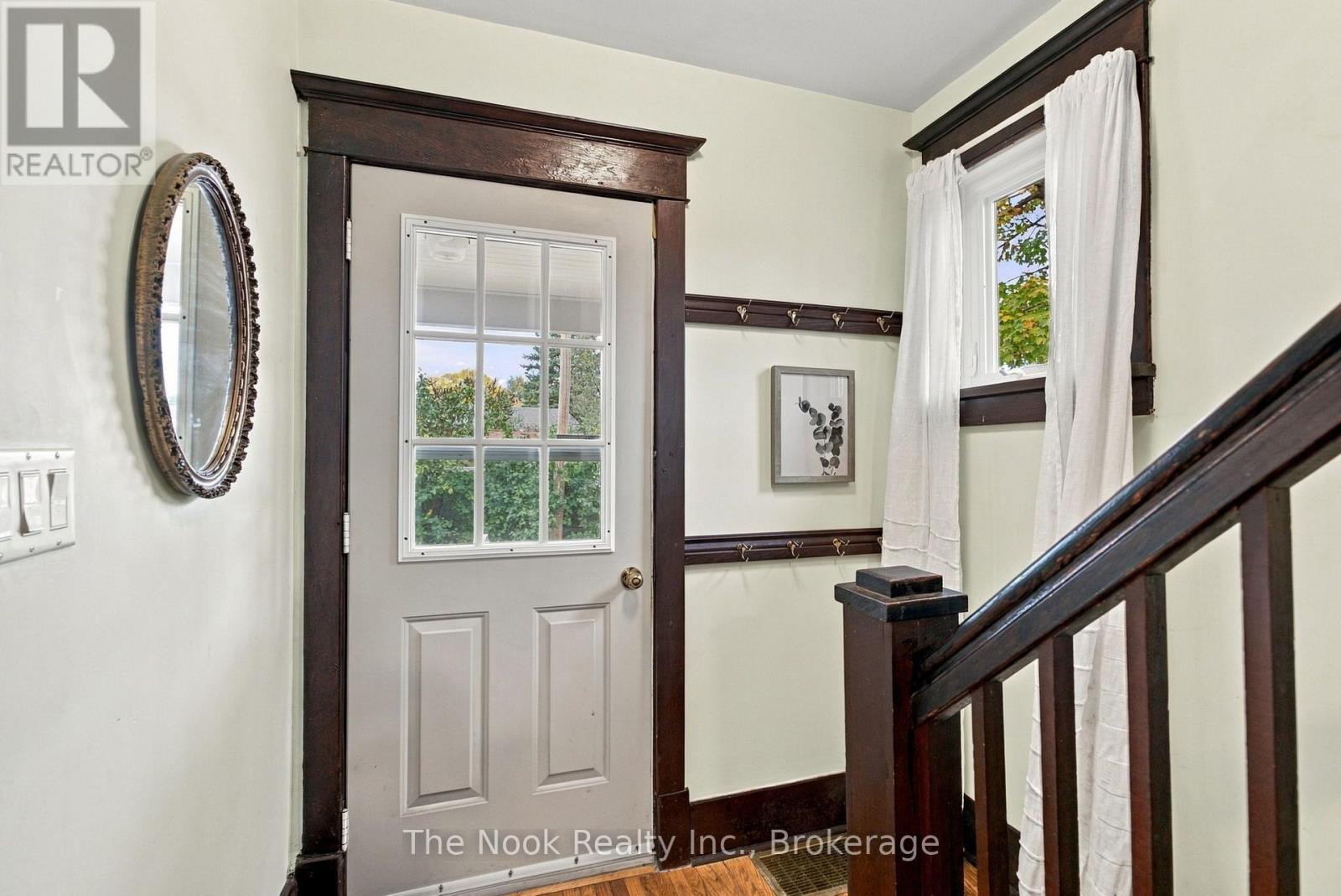 5 GRANTS LANE, Clarington (Bowmanville) — photo 6