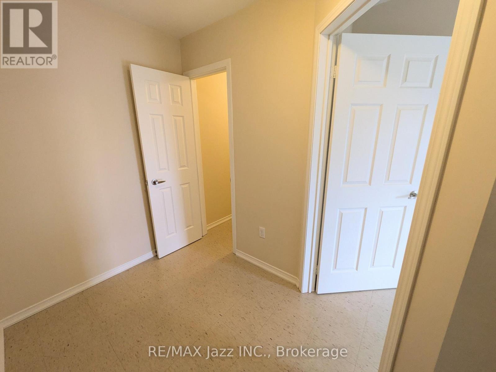 203- 760 King Street East, Oshawa, ON photo 14